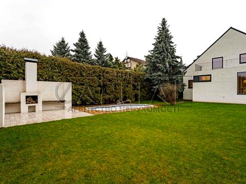 будинок за адресою с. Козин, Київська