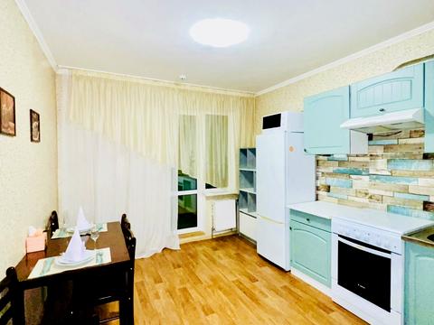 квартира по адресу Софии Русовой ул., 1-Б