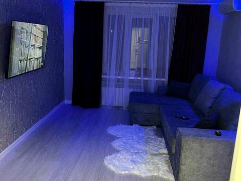 квартира за адресою Феодосійська вул., 8