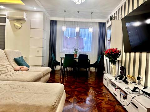 квартира по адресу Червоної Калини ул., 2