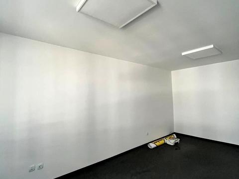 комерційна за адресою Зелена вул., 206