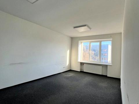 комерційна за адресою Зелена вул., 206