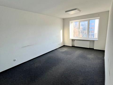 комерційна за адресою Зелена вул., 206