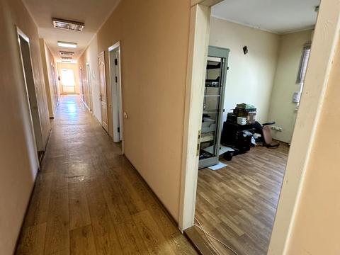 коммерческая по адресу Зимових Походів ул. (Молодогвардейская), 2