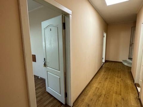 коммерческая по адресу Зимових Походів ул. (Молодогвардейская), 2