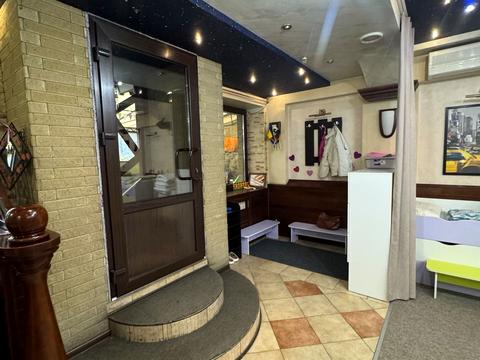 комерційна за адресою Панікахи вул., 77