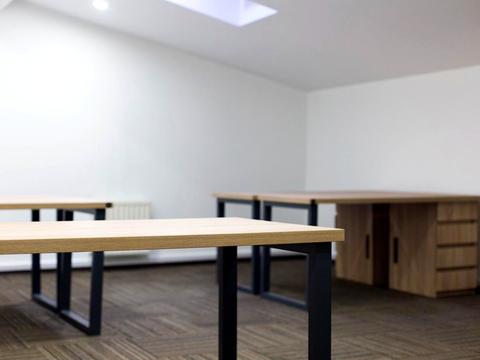 коммерческая по адресу Пимоненка Миколи, 30