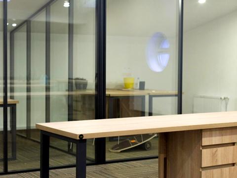 коммерческая по адресу Пимоненка Миколи, 30