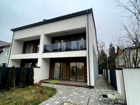 будинок за адресою Землеробна вул., 42