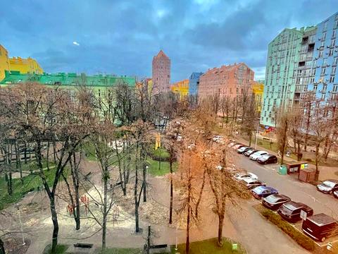 квартира за адресою Регенераторна вул., 4 к1