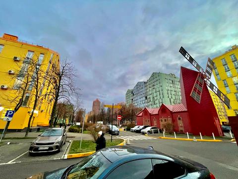 квартира за адресою Регенераторна вул., 4 к1