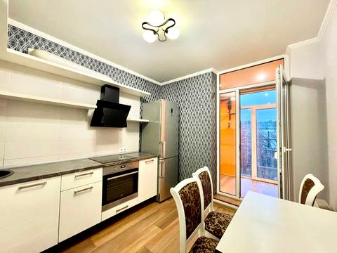 квартира за адресою Регенераторна вул., 4 к1