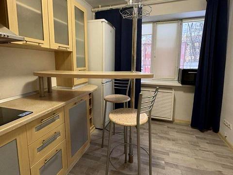 квартира по адресу Новоукраинская ул., 2/6