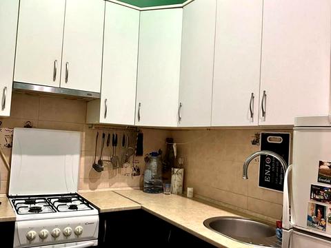 квартира за адресою Євгена Коновальця вул. (), 36