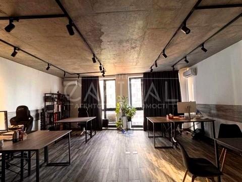 комерційна за адресою Зарічна вул., 2