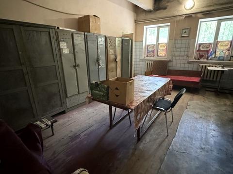 коммерческая по адресу Зимових Походів ул. (Молодогвардейская), 2а