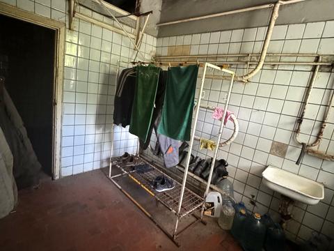 коммерческая по адресу Зимових Походів ул. (Молодогвардейская), 2а