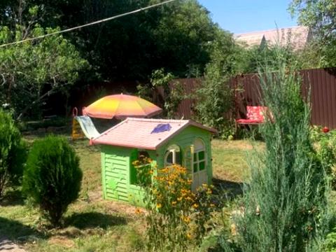 будинок за адресою Виноградна 2-га вул., 18