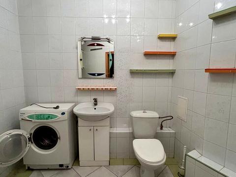 квартира за адресою Науки просп., 54-Б