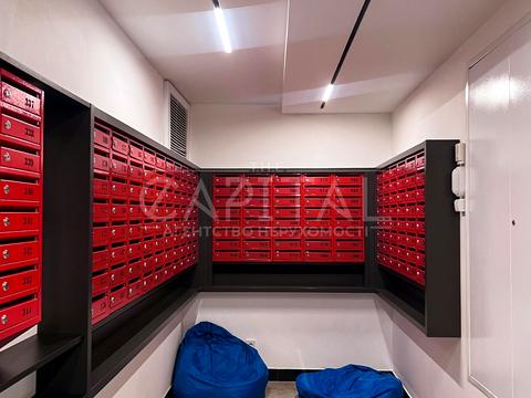 комерційна за адресою Академіка Булаховського вул., 2