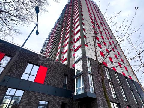 комерційна за адресою Академіка Булаховського вул., 2