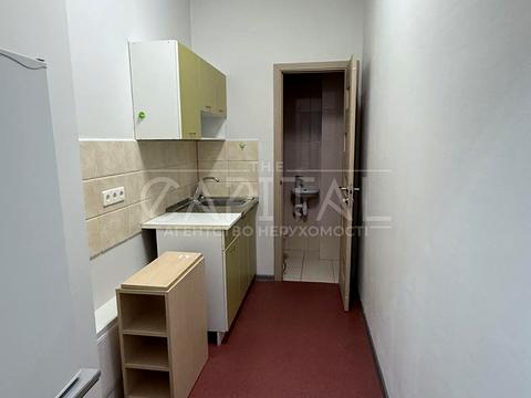 комерційна за адресою Полтавська вул., 12