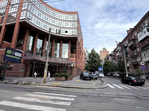 комерційна за адресою Полтавська вул., 12