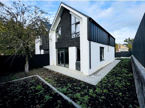 дом по адресу Миколи Сингаївського ул. (Ново-Оскольская)