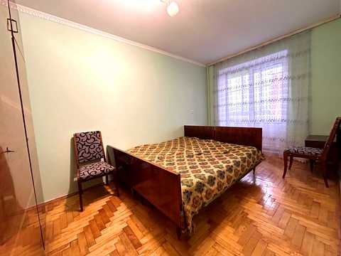 квартира по адресу Защитников Украины ул., 6