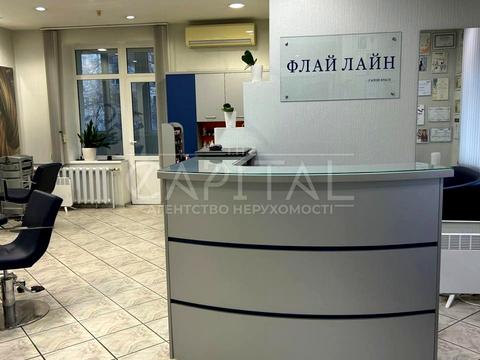 комерційна за адресою Київ, Петра Григоренка просп., 1-Б