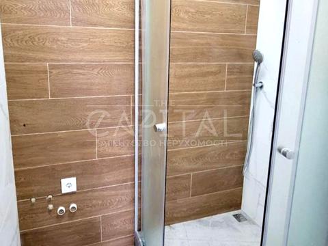 комерційна за адресою Київ, Гетьманська вул. (Майкопська), 1-А