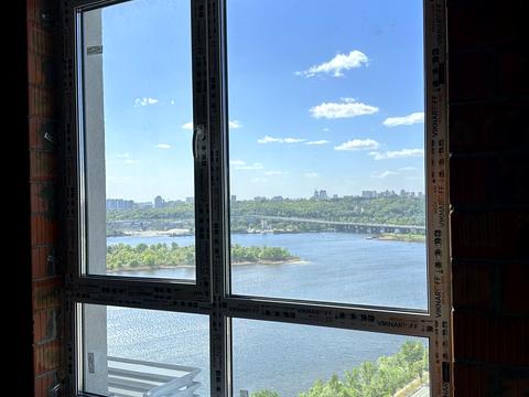 квартира за адресою Дніпровська набережна вул., 17-К