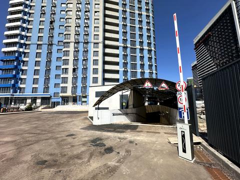 квартира за адресою Дніпровська набережна вул., 17-К