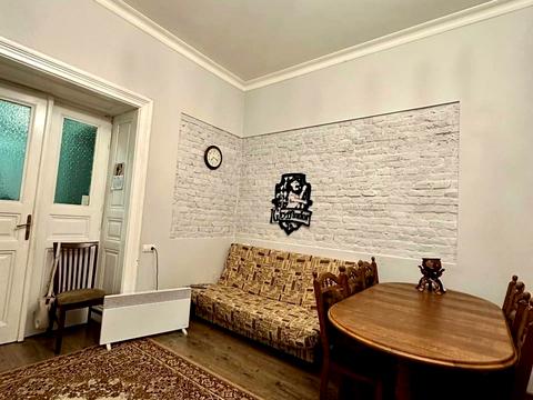 квартира за адресою Євгена Коновальця вул. (), 36