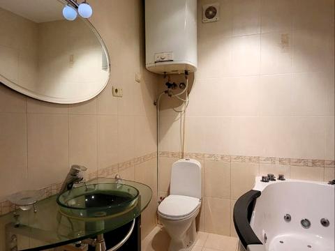 квартира за адресою Євгена Чикаленка вул., 59