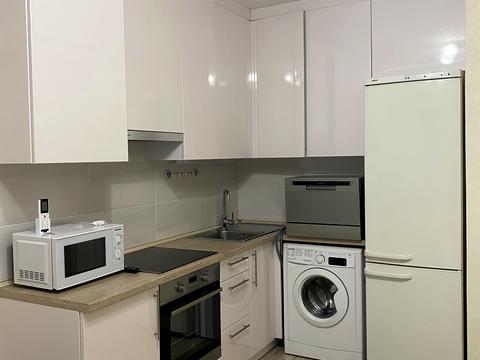 квартира за адресою Олександра Олеся вул., 6-Б