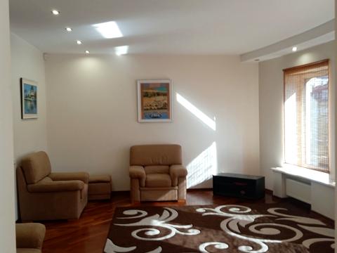 квартира за адресою Кирилівська вул. (Фрунзе), 14/18