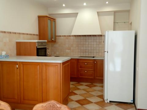 квартира за адресою Кирилівська вул. (Фрунзе), 14/18