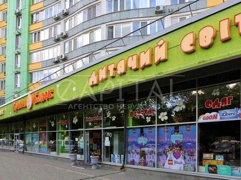 комерційна за адресою Київ, Вишгородська вул., 45