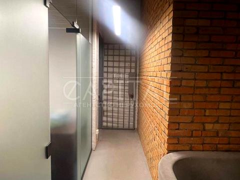 коммерческая по адресу Степана Бандеры просп. (Московський), 1