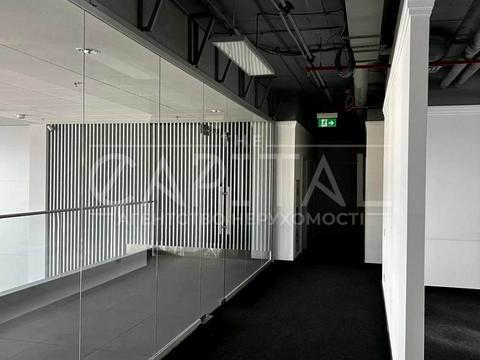 коммерческая по адресу Степана Бандеры просп. (Московський), 1