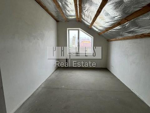 дом по адресу  ул.