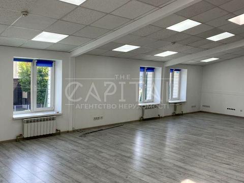 комерційна за адресою Межигірська вул., 87а