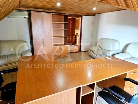 коммерческая по адресу Центральная ул. (Чапаєва), 1