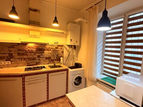 квартира за адресою Базарна вул., 80