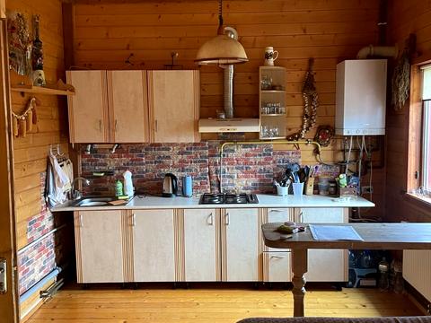 будинок за адресою с. Шешори, Шевченка