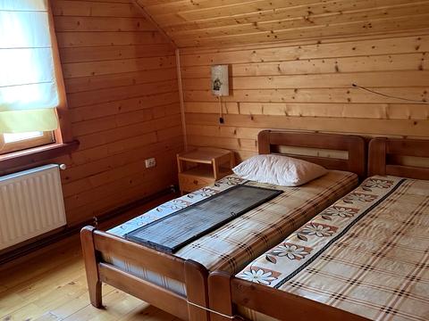 будинок за адресою с. Шешори, Шевченка