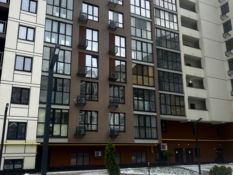 квартира за адресою Остапа Вишні вул., 1