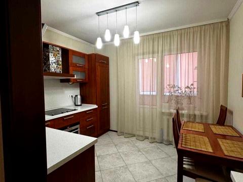 квартира по адресу Левка Лукьяненко ул. (Маршала Тимошенко), 15-Г