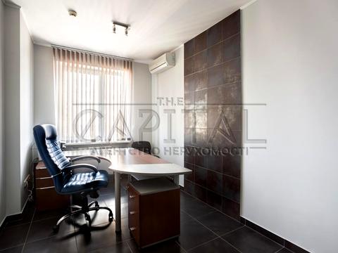 комерційна за адресою Київ, Микільсько-Слобідська вул., 2-Б